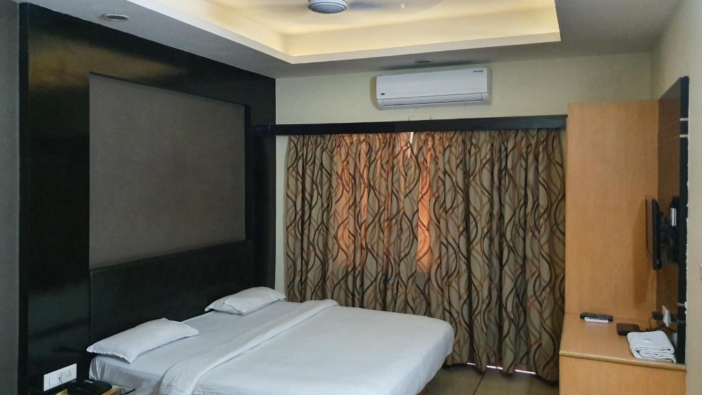 Room image 2