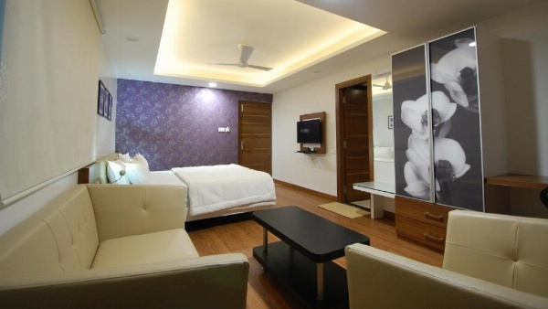Hotel Ambassador image 19
