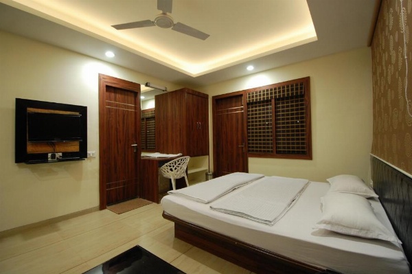 Hotel Ambassador image 6