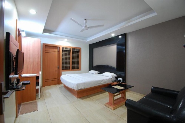 Hotel Ambassador image 8